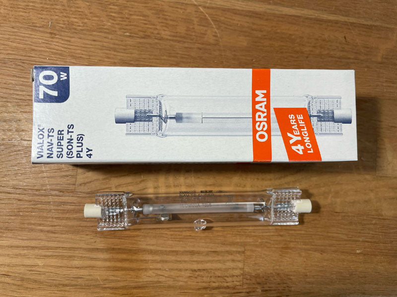 Renault 14 TS Osram Lampe à Décharge NAV-TS 70 W RX7s Ampoule Puissance éclairage Route Renault 14 TS Osram Lampe à Décharge NAV-TS 70 W RX7s Ampoule Puissance éclairage Route